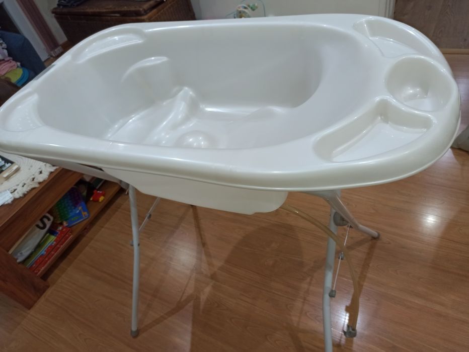 Бебешка ергономична вана Jane