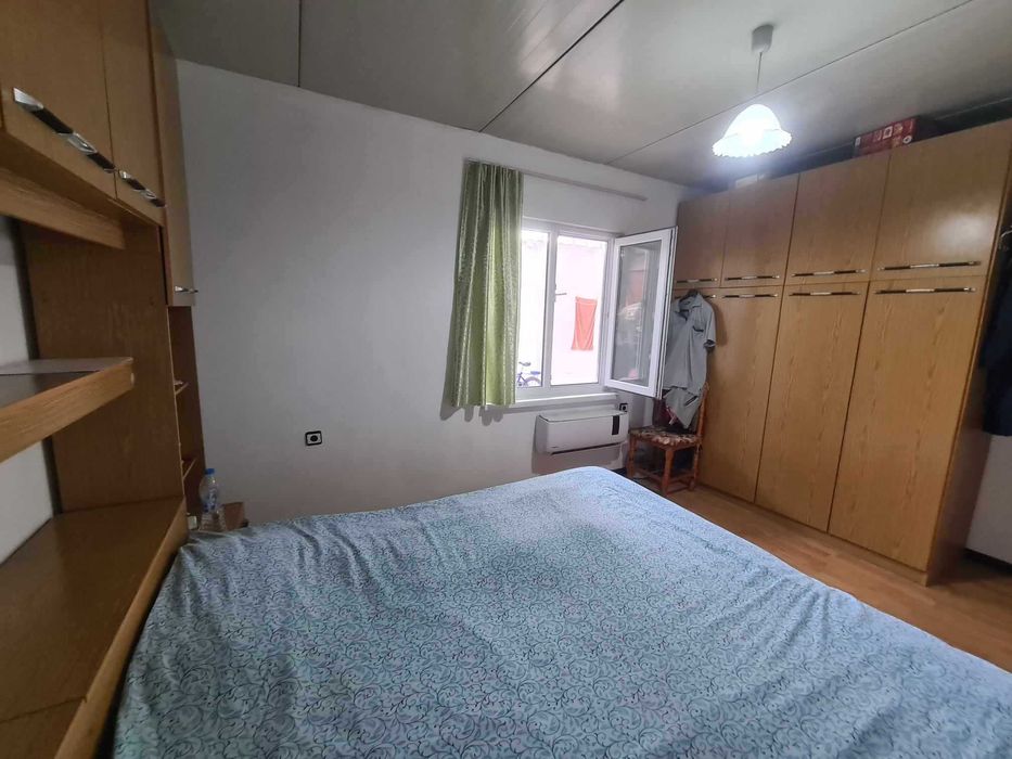 КЪЩА в кв. Изгрев, град Хасково