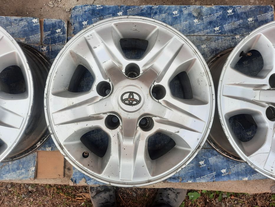 Продам 3 диска на ланд крузер 105