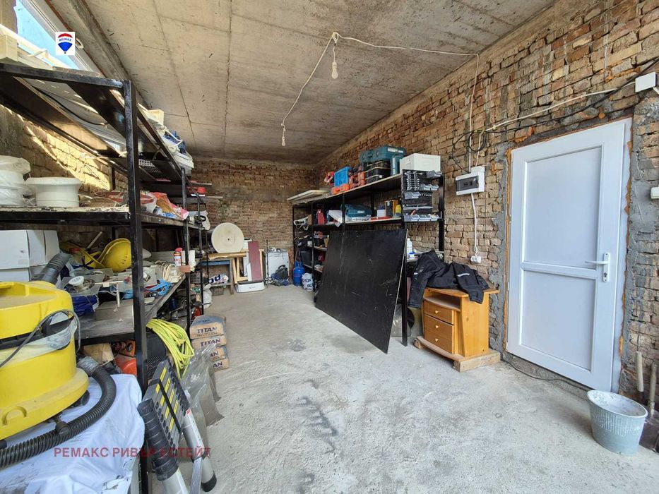 Продава се Етаж от къща в Русе, Дружба 2 - 151 кв.м за 1046 €/кв.м - Снимка #3