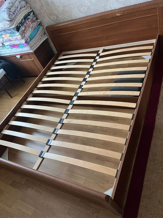 Продается кровать