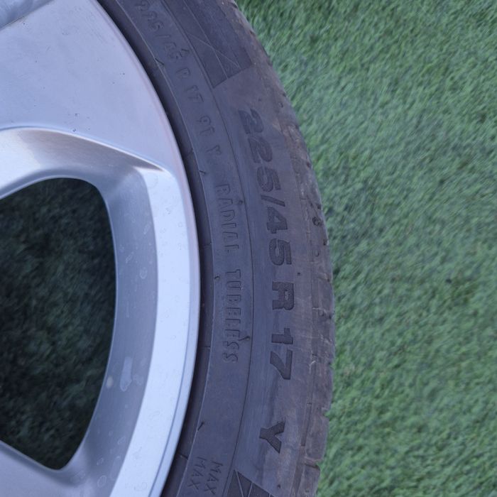 Jante R 17 5x112 Golf, Passat, Caddy cu 225 45 17 continental