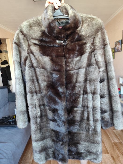 Шуба норковая ..