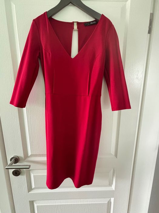 Рокля  в червен цвят Lui Jo
