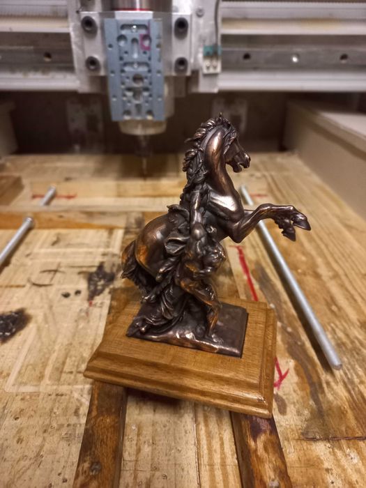 Статуетка-сувенир "Кон и ездач". Медна галванопластика.