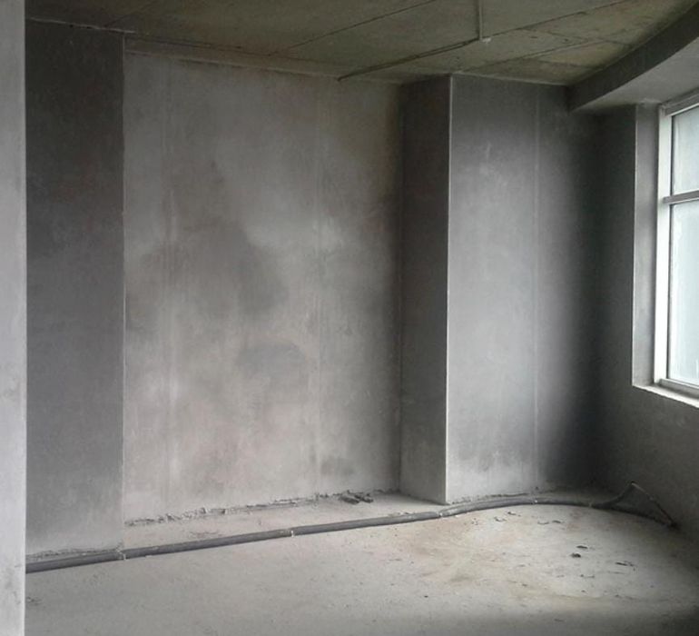 Стяжка штукатурка кафель.