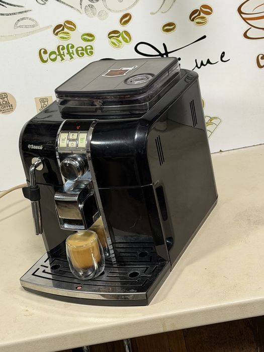 Кафемашина кафе автомат Saeco Syntia с гаранция