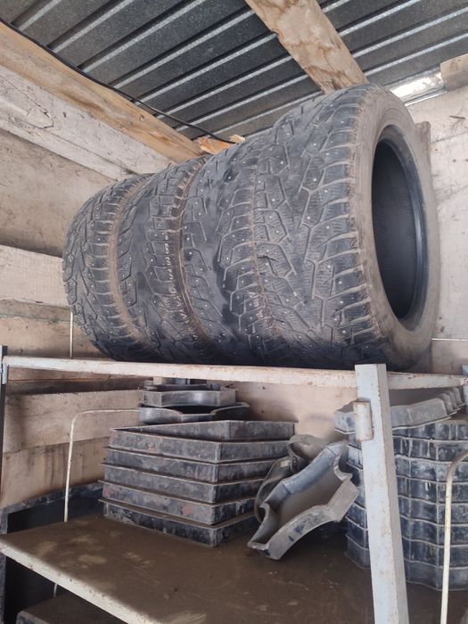 продам зимние шины