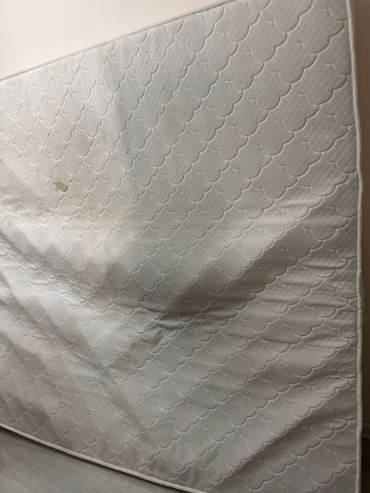 Продам Матрас 180*200