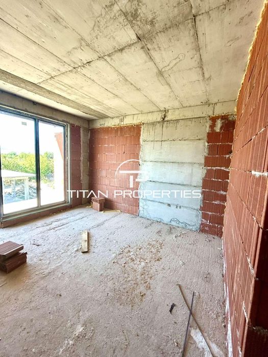 Продава се Къща в Пловдив, Беломорски - 280 кв.м за 1250 €/кв.м - Снимка #2