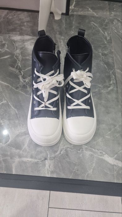 Черные кеды на платформе