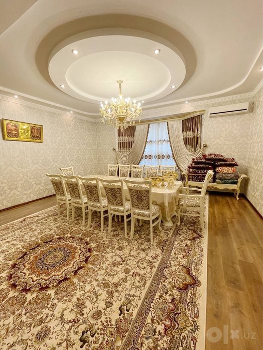 3 ком. Квартира 180 м2. Ор-р: улица Нукус