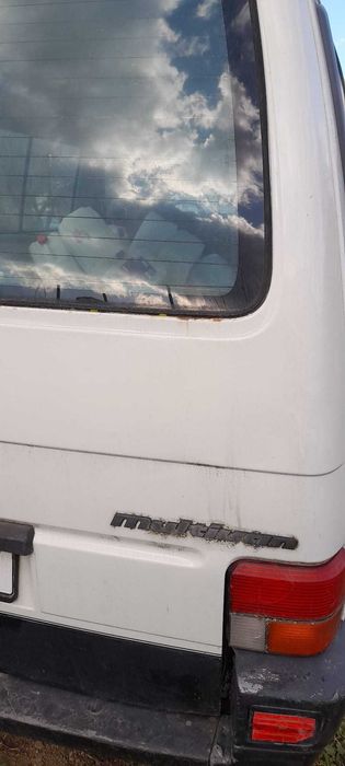 Volkswagen Multivan 2001 2400cm3 diesel