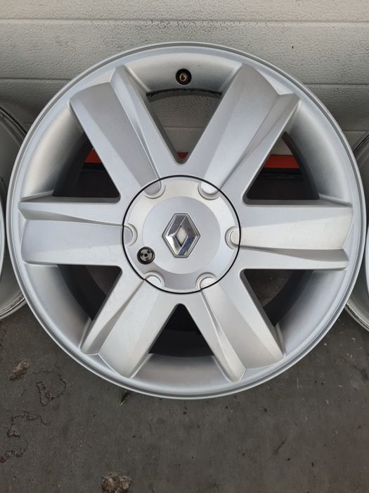 Оригинални джанти за РЕНО ДАЧИЯ RENAULT DACIA R16 4x100 ET49 6.5J