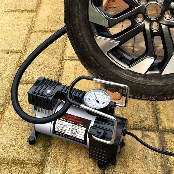 Насос автомобильный на 12В