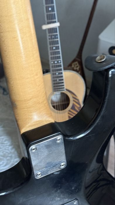 Электрогитара Yamaha ERG 121 black