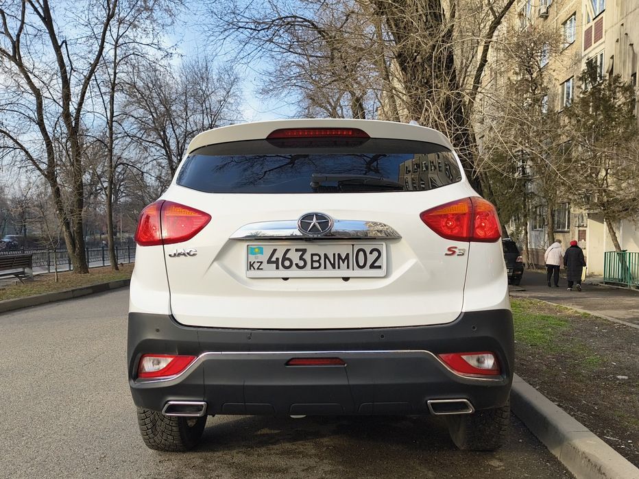 JAC S3 2022 года 64000км