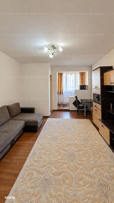 Garsonieră de închiriat – Str. 13 Decembrie, Tractorul | Pet friendly