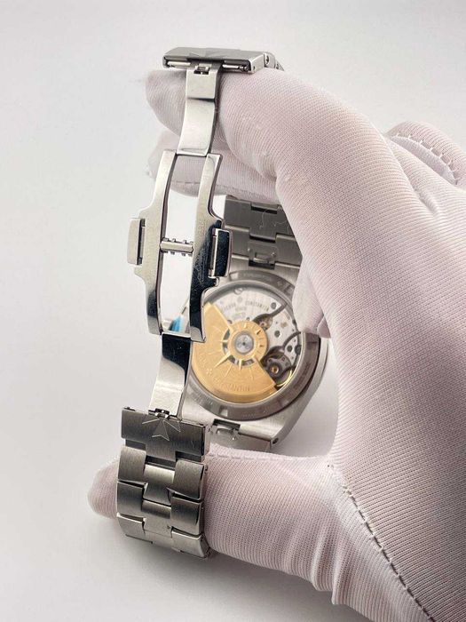 Часы Vacheron Constantin Overseas