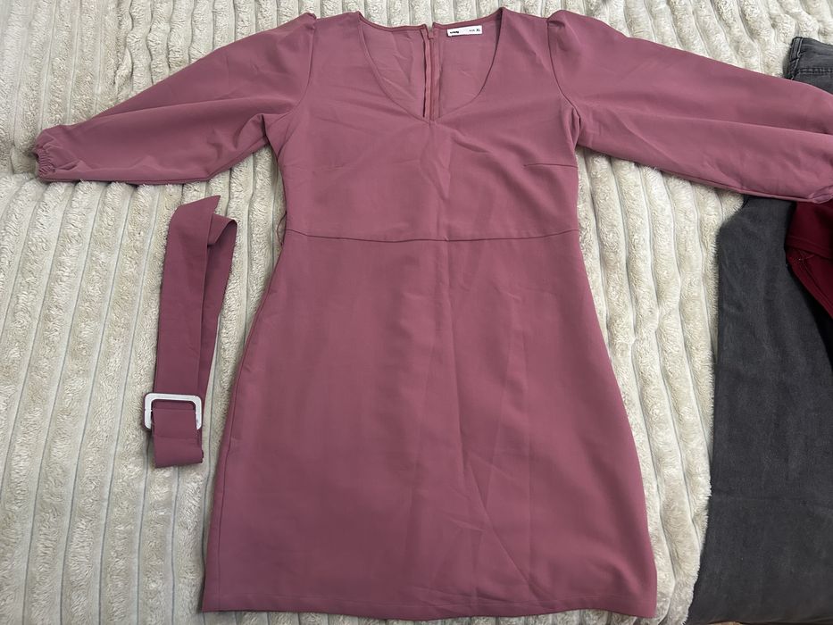 Продам платье новое