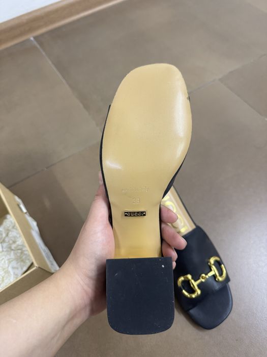Продам тапочки гучи