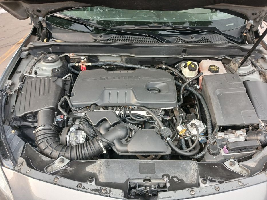 Chevrolet Malibu 2 pozitsiya.
