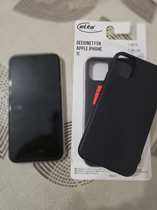 iPhone 11 - 64gb.
