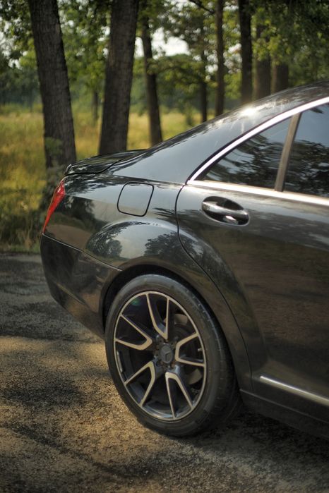 Dezmembrez Mercedes S320CDI W221 perna compresor turbo modul frana far