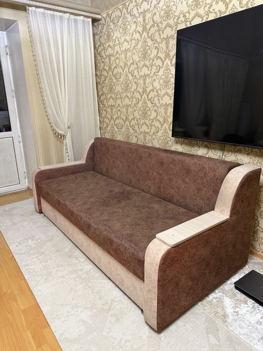 Продам Диван с креслом
