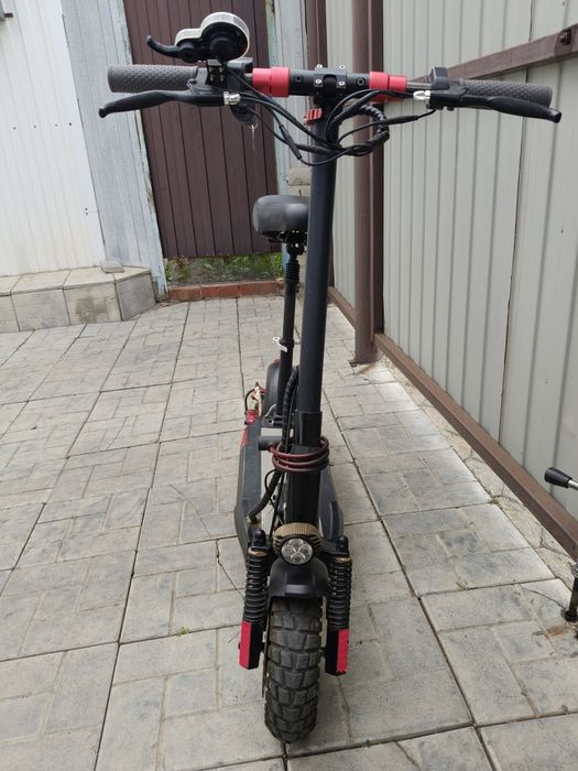 Продам электросамокат Kugo kirin m4 pro