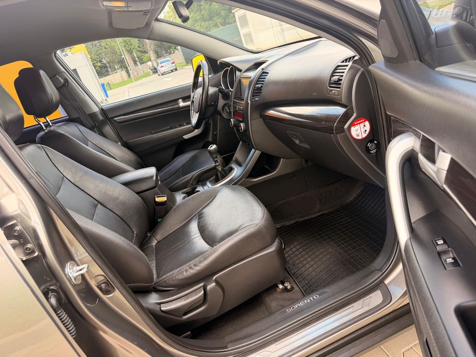 Kia Sorento 2011 euro 5 unic proprietar