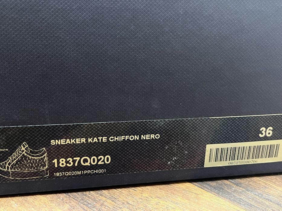 Adidași/sneakers Le Silla, piele naturală