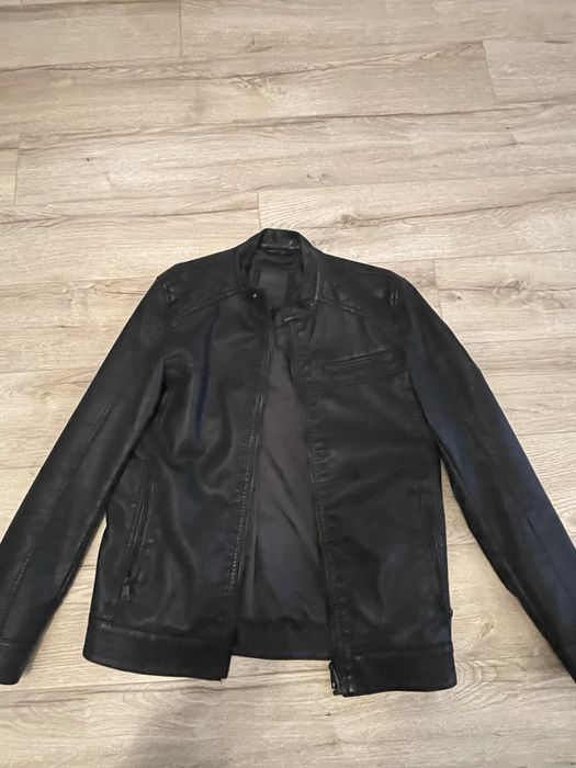 Vand Geaca din piele ecologica noua