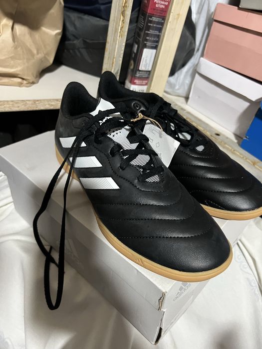 Продам новые бутсы