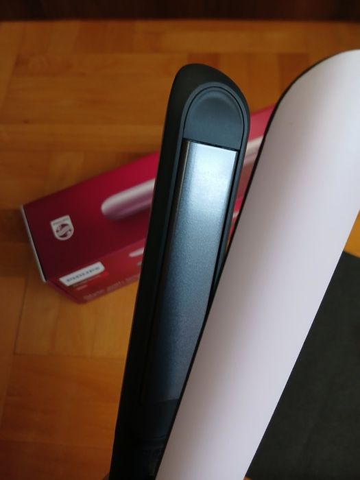 Преса за коса Philips, с 2г. гаранция