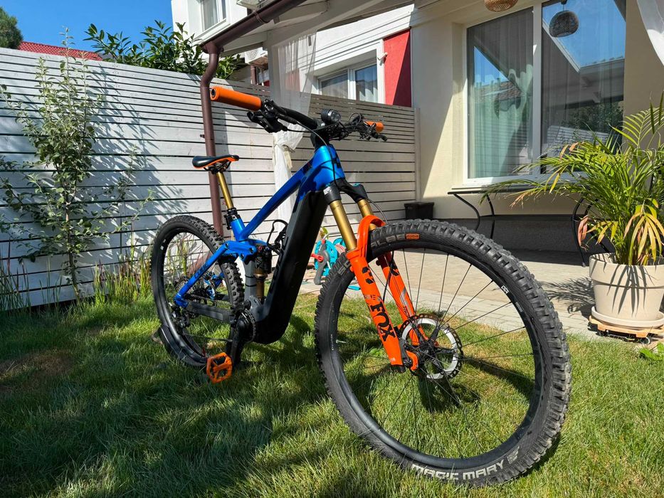 Bicicleta electrica Cube Stereo Actionteam 29