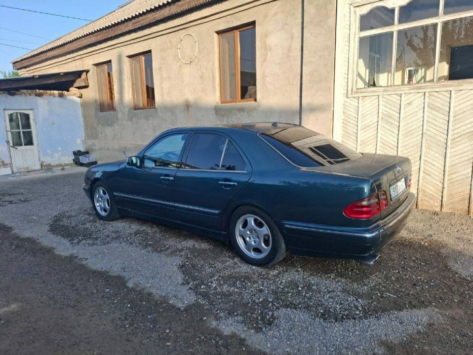 Продаётся мерин Е280