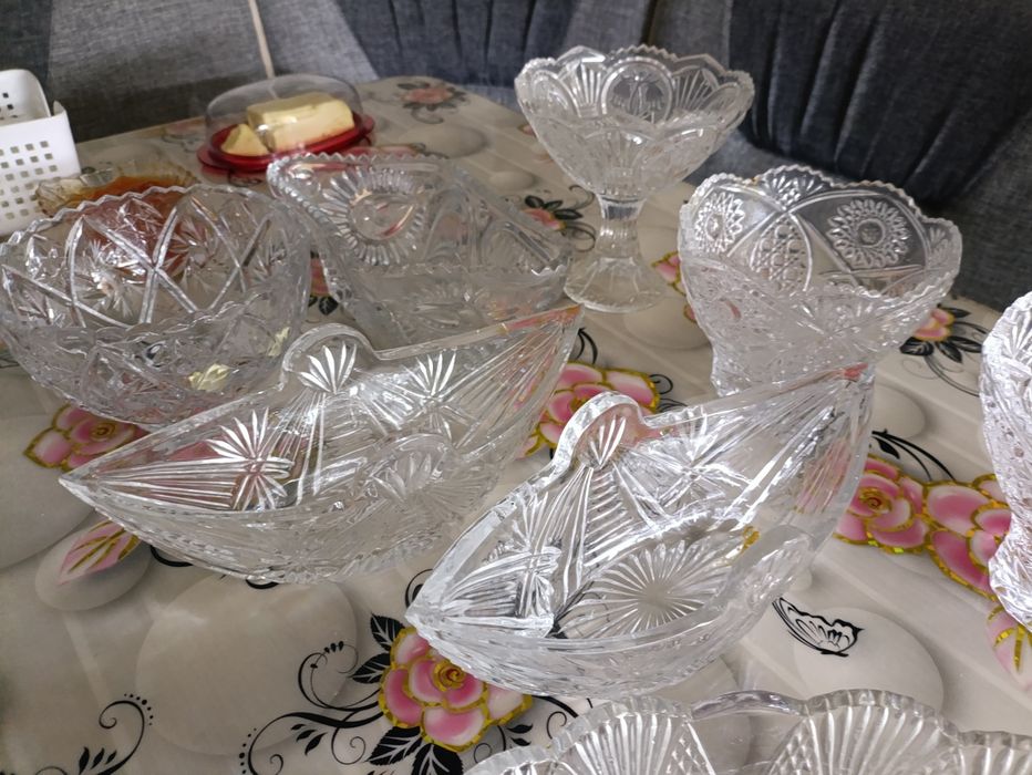 Вазы хрустальные