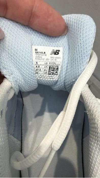 Кроссовки продам,новые,оригинал!