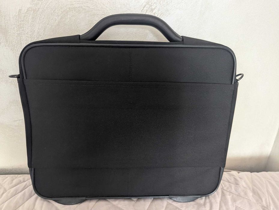 Geantă Laptop 15.6" Samsonite – Ca Nouă