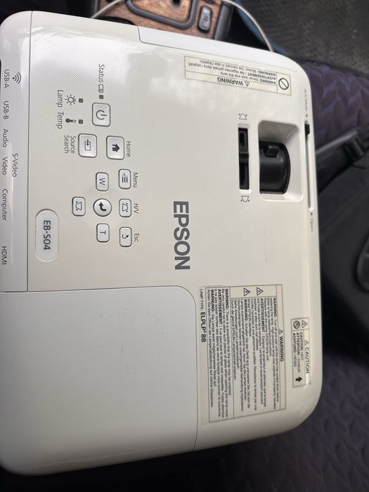 Продам Проектор Epson EB-S04