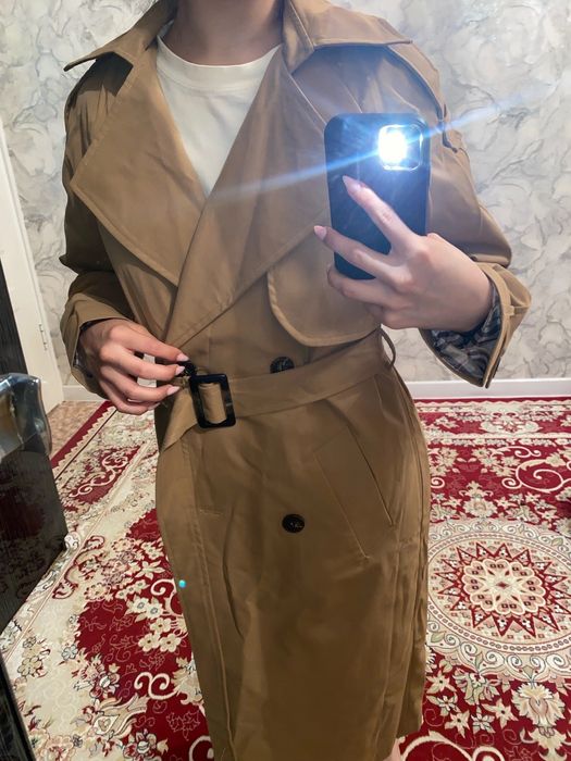 Женский плащь