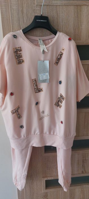 Дамски дрехи/екип