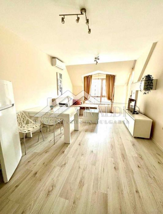 Дава се под наем Тристаен апартамент в Варна, Аспарухово - 85 кв.м за 850 € - Снимка #1