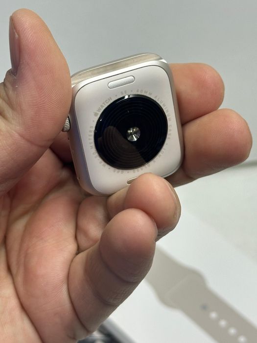 Продаётся apple watch SE 2 40mm