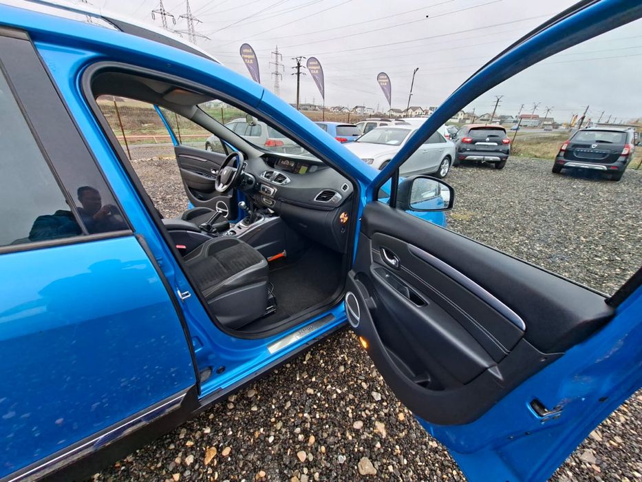 Renault Scenic XMod , accept schimburi !