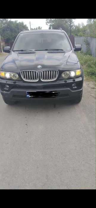 Vând  BMW  X5  E53