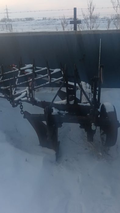 Продаеца плуг в хорошем состоянии