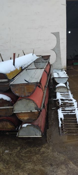 Kantiner listlar xarxil razmerda