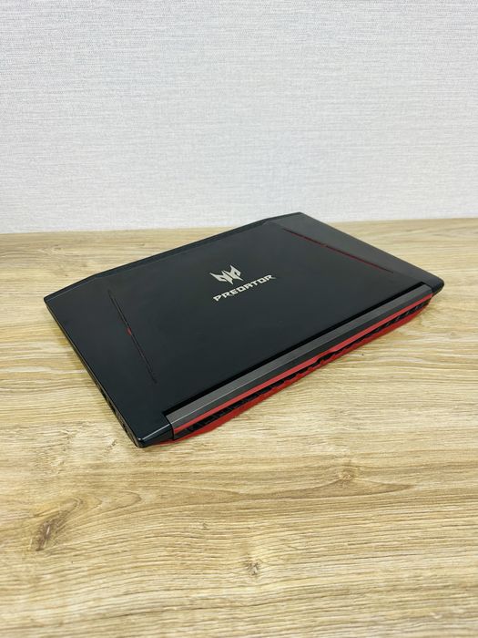 ACER Predator Core i7-8 Ядерный с Мощной 6 ГБ Видеокартой GTX1060